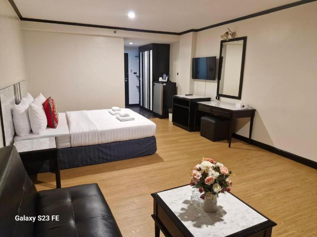 Town In Town Gardent Resort Bangkok Dış mekan fotoğraf